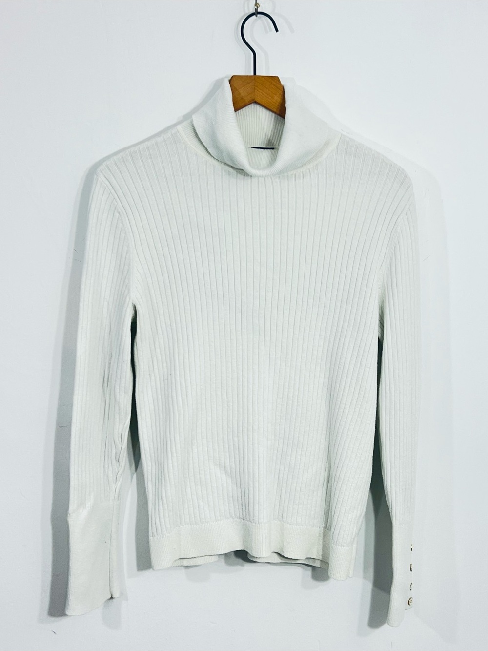 Talbots Pullover Ribbed Turtleneck Sweater Long Sleeve With 5 Button Detail Sz L